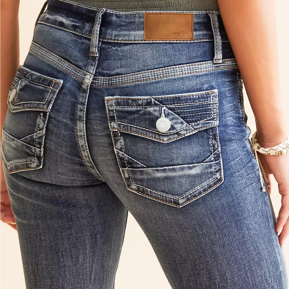 Women’s Daytrip Virgo Bootcut Jeans Size 32 Long